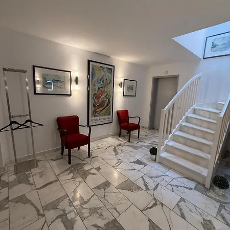 Viktoria's Penthouse バート・ブライジク