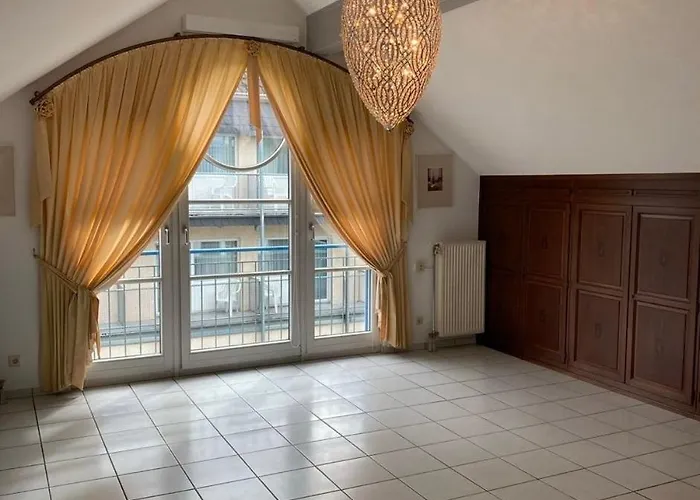 Viktoria's Penthouse Apartamento